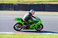 brands-hatch-photographs;brands-no-limits-trackday;cadwell-trackday-photographs;enduro-digital-images;event-digital-images;eventdigitalimages;no-limits-trackdays;peter-wileman-photography;racing-digital-images;trackday-digital-images;trackday-photos